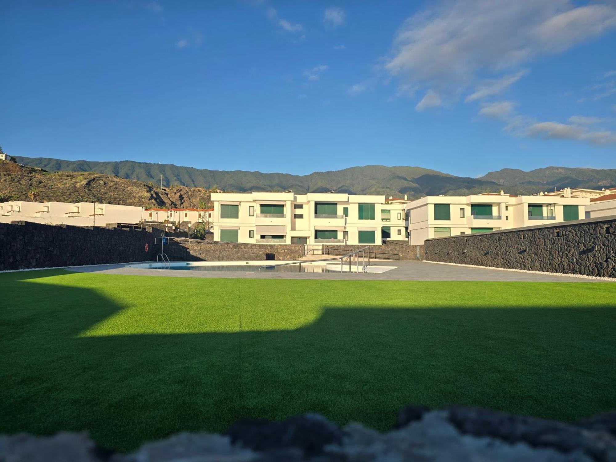 Vv Milenaiver "By Henrypole Home" Playa Cancajos.- BreNa Baja  Екстериор снимка